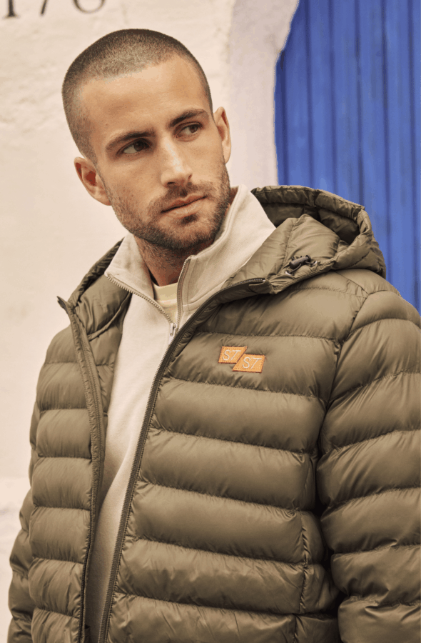 modele mettant en avant bomber aw25 - stanley stella